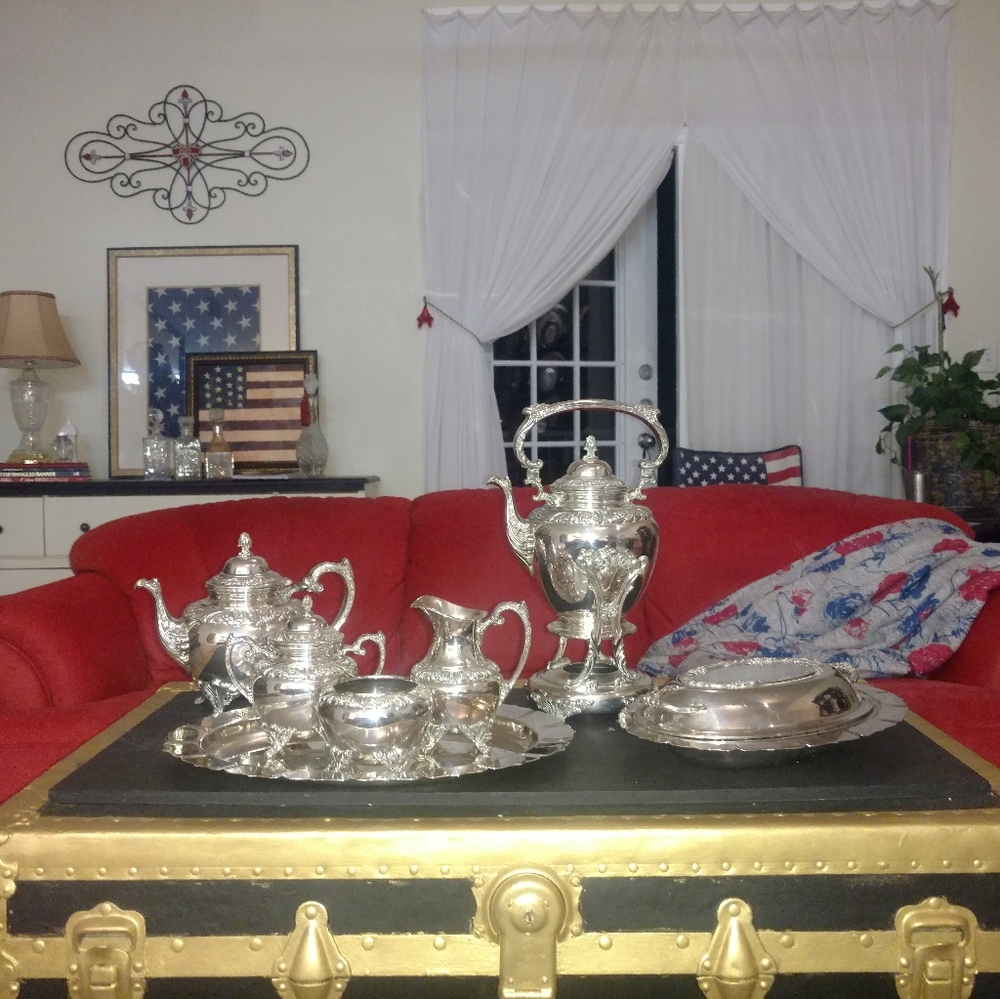 Rogers Bros Tea and Coffee, Cream and Sugar set